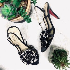 Coach Logo Leather Strappy black heels size 8